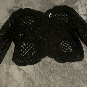 Long sleeve crochet crop top